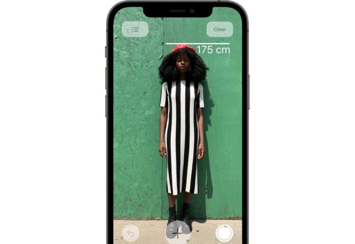L’iPhone 12 Pro permette di misuare l’altezza delle persone con lo scanner LiDAR
