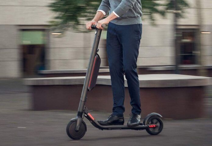 Ninebot by Segway ES4 monopattino elettrico con super-autonomia: solo 479,99 € su eBay