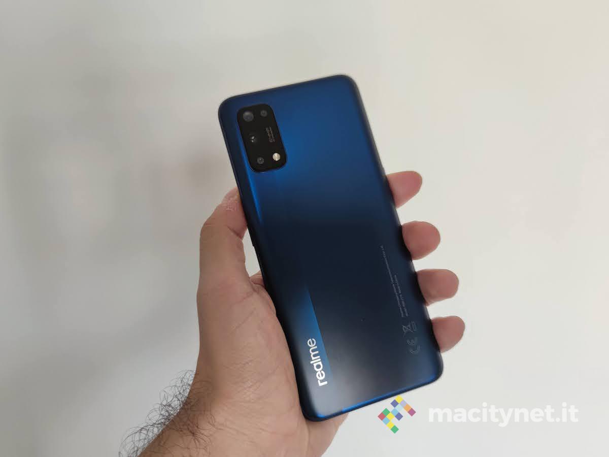Recensione Realme 7 Pro, il tutto fare al giusto prezzo: la ricarica rapida è un sogno