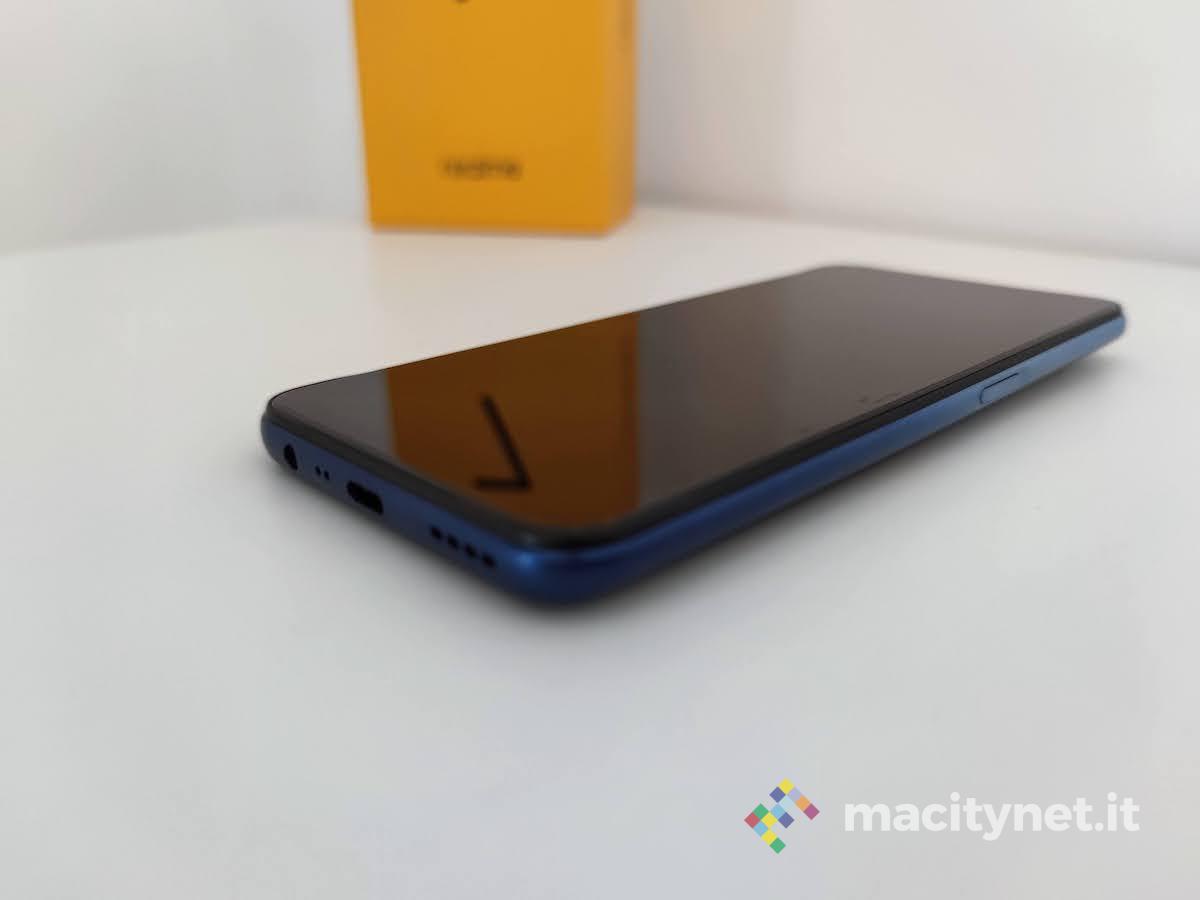 Recensione Realme 7, un buon gaming phone super low cost