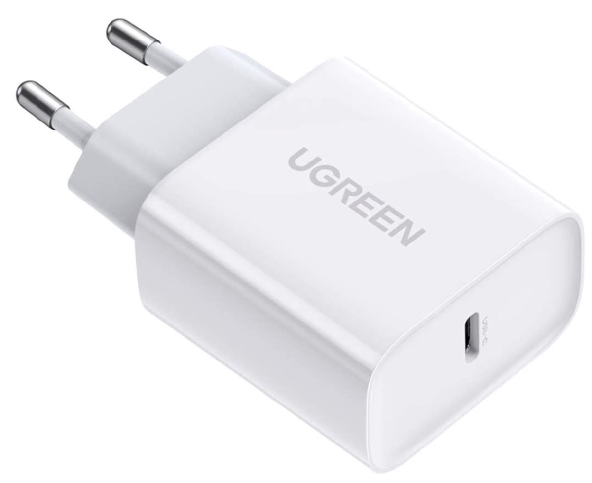 Prime Day: offerte Ugreen su caricatori, supporti, cavi e case esterni