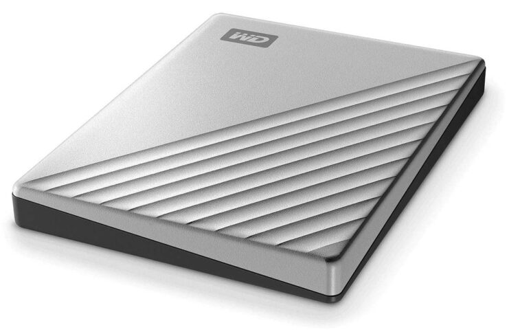 Il pieno di dati si fa con WD Elements: 5 TB solo 99,90 € su Amazon