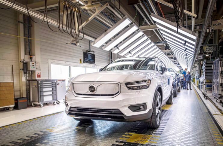 Volvo Cars, avviata la produzione della XC40 Recharge a trazione solo elettrica