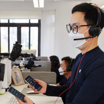 Apple celebra l’arrivo di iPhone 12 mini e iPhone 12 Pro Max