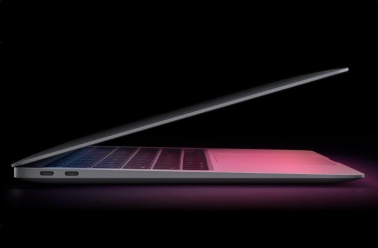 Prime recensioni MacBook Air M1, il demone della velocità