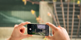 Recensione iPhone 12 Mini: il telefono di chi apprezza le piccole cose della  vita
