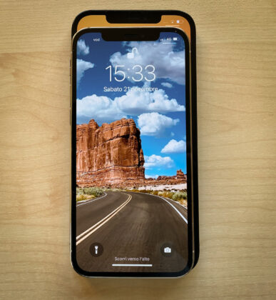 Recensione iPhone 12 Pro Max: una grande scommessa sul futuro