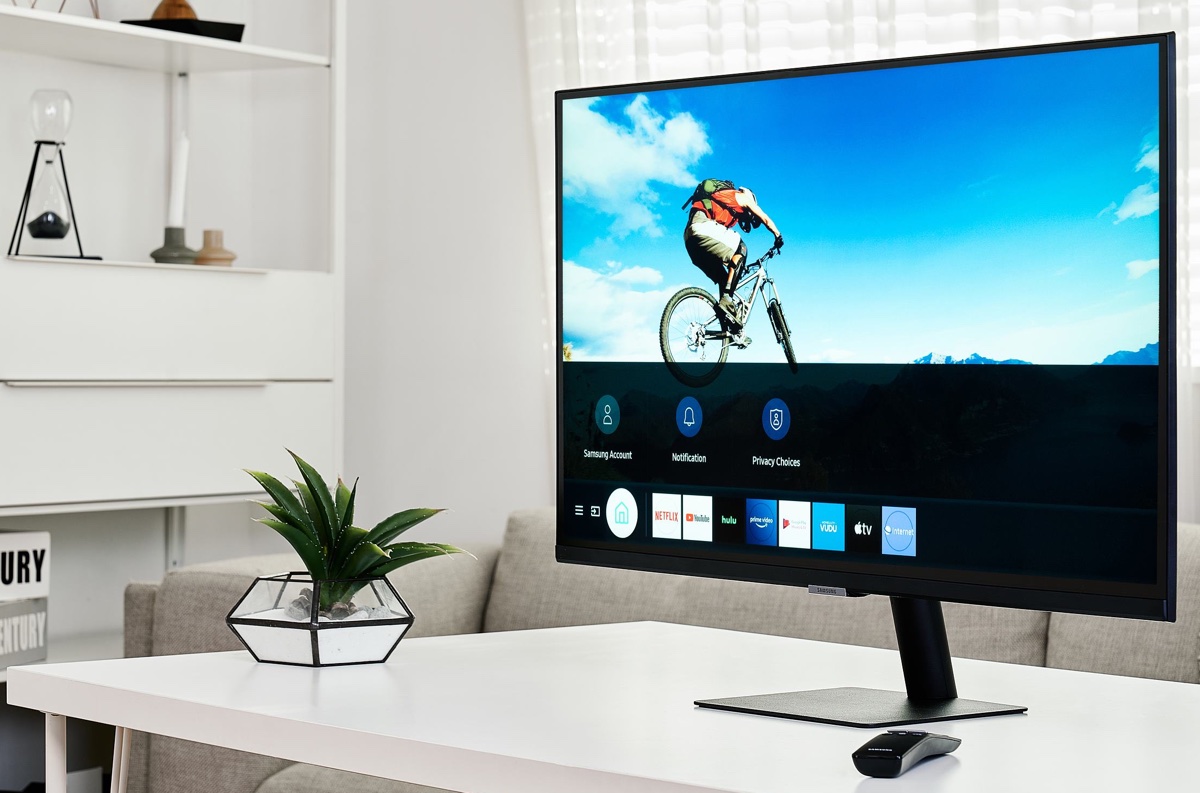 Samsung Smart Monitor offre app, AirPlay 2 e DeX wireless