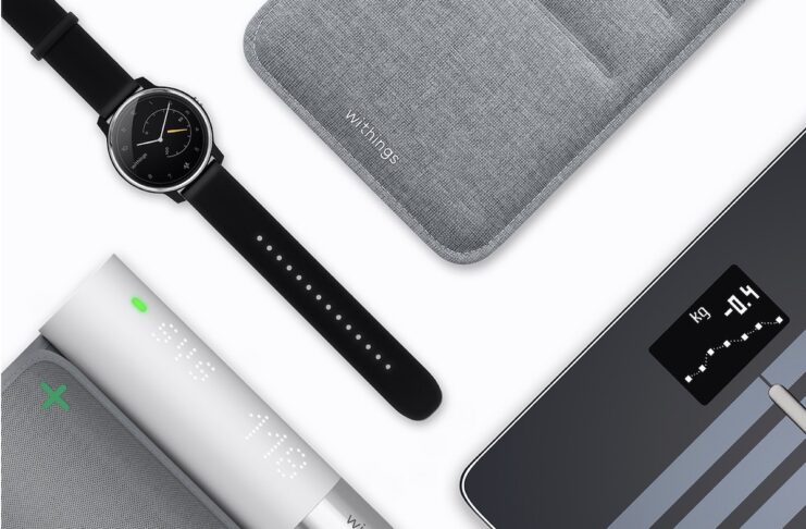 Verso il Cyber Monday: Orologi smart, misuratori di pressione e braccialetti smart Whitings con sconti fino al 40%