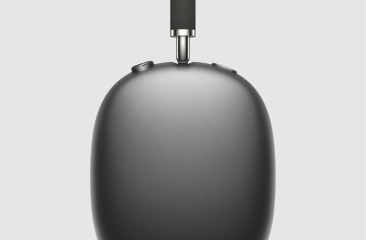 Airpods Max, primo contatto: materiali top, custodia flop