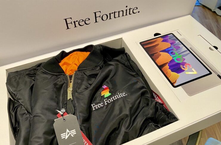 Epic Games e Samsung mandano Galaxy Tab S7 ad influencer insieme a gadget con la dicitura “Free Fortnite”