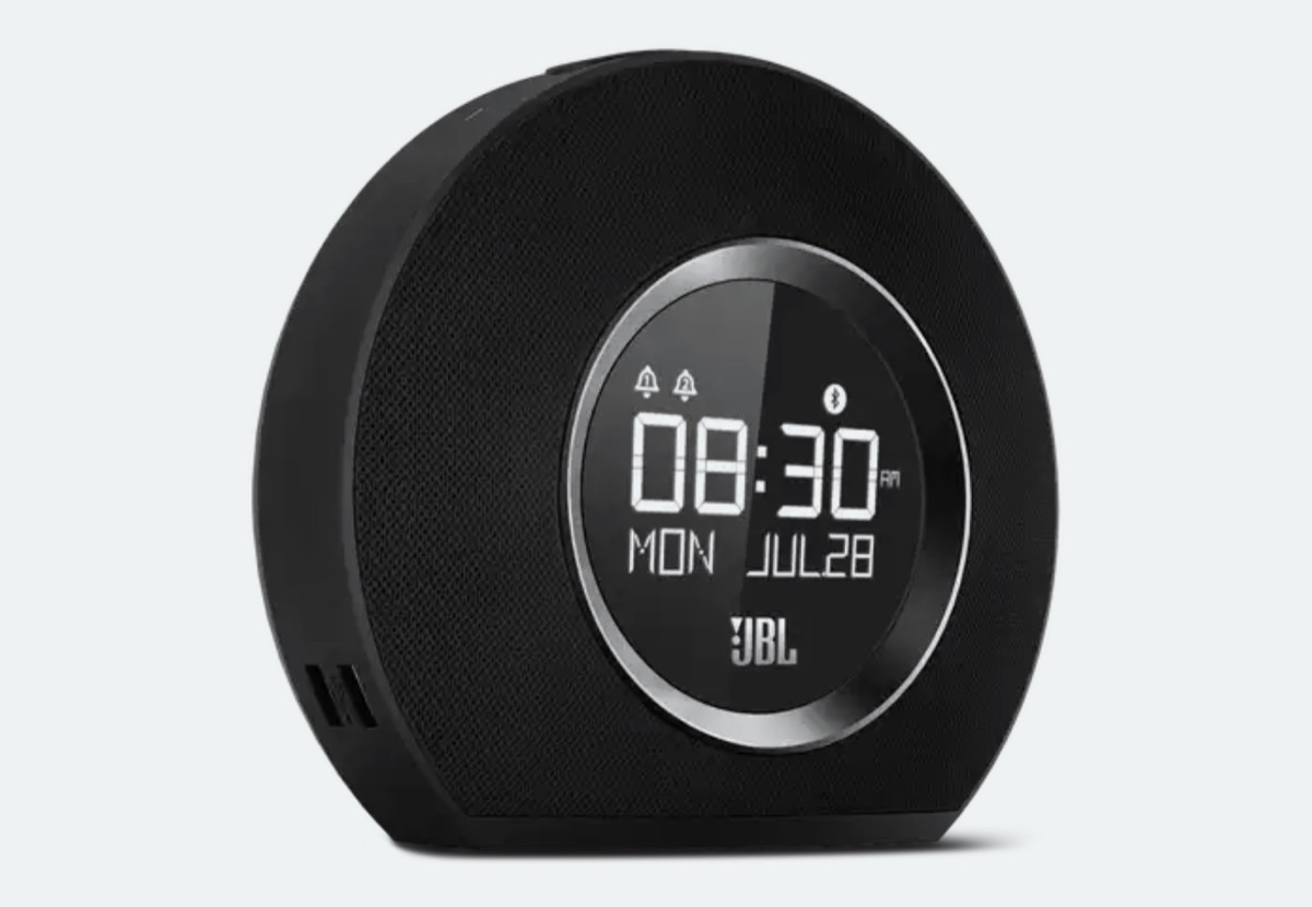 Offerta JBL Horizon, radiosveglia Bluetooth con USB e luce al minimo storico: 79 euro Offerta JBL Horizon, radiosveglia Bluetooth con USB e luce al minimo storico: 79 euro