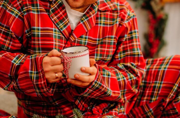 Secondo uno studio australiano lavorare da casa in pigiama non pregiudica la produttività