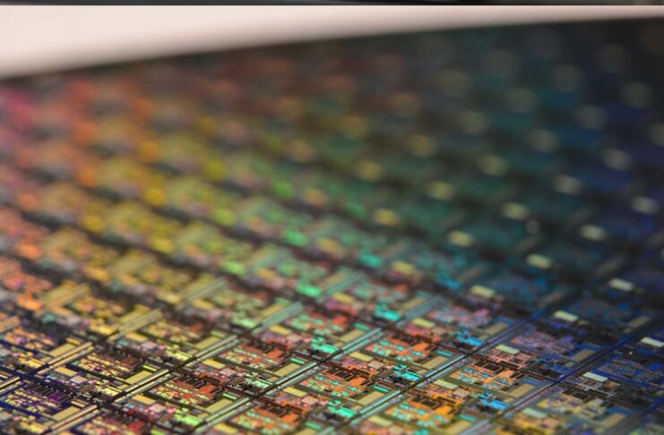 Il settore dei semiconduttori in Cina mira oltre la produzione di chip da 7nm