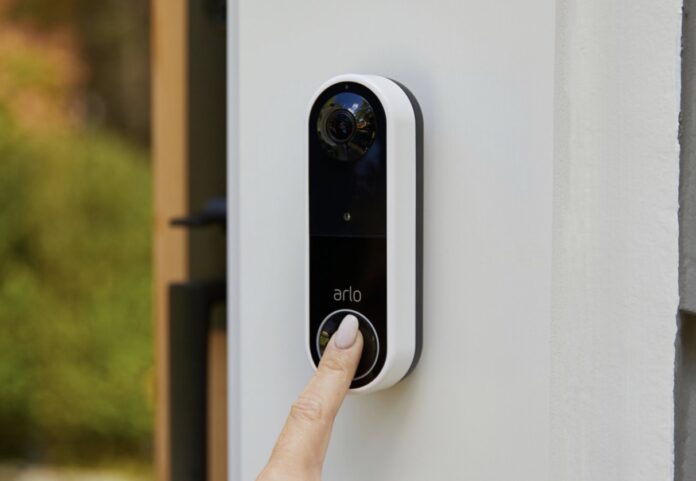 Arlo presenta Essential Video Dorbell campanello senza fili con sirena e visione 1:1