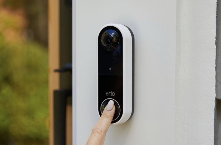 Arlo presenta Essential Video Dorbell campanello senza fili con sirena e visione 1:1