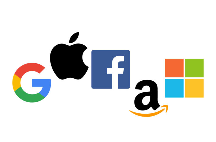Apple, Google, Microsoft e Facebook sono i nuovi signori digitali della guerra?