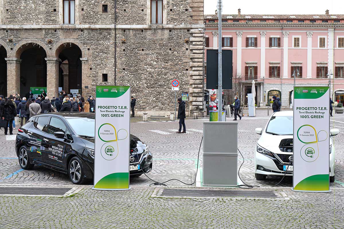 A Terni partnership per la mobilità elettrica tra Umbria Energy, Acea Innovation e Nissan
