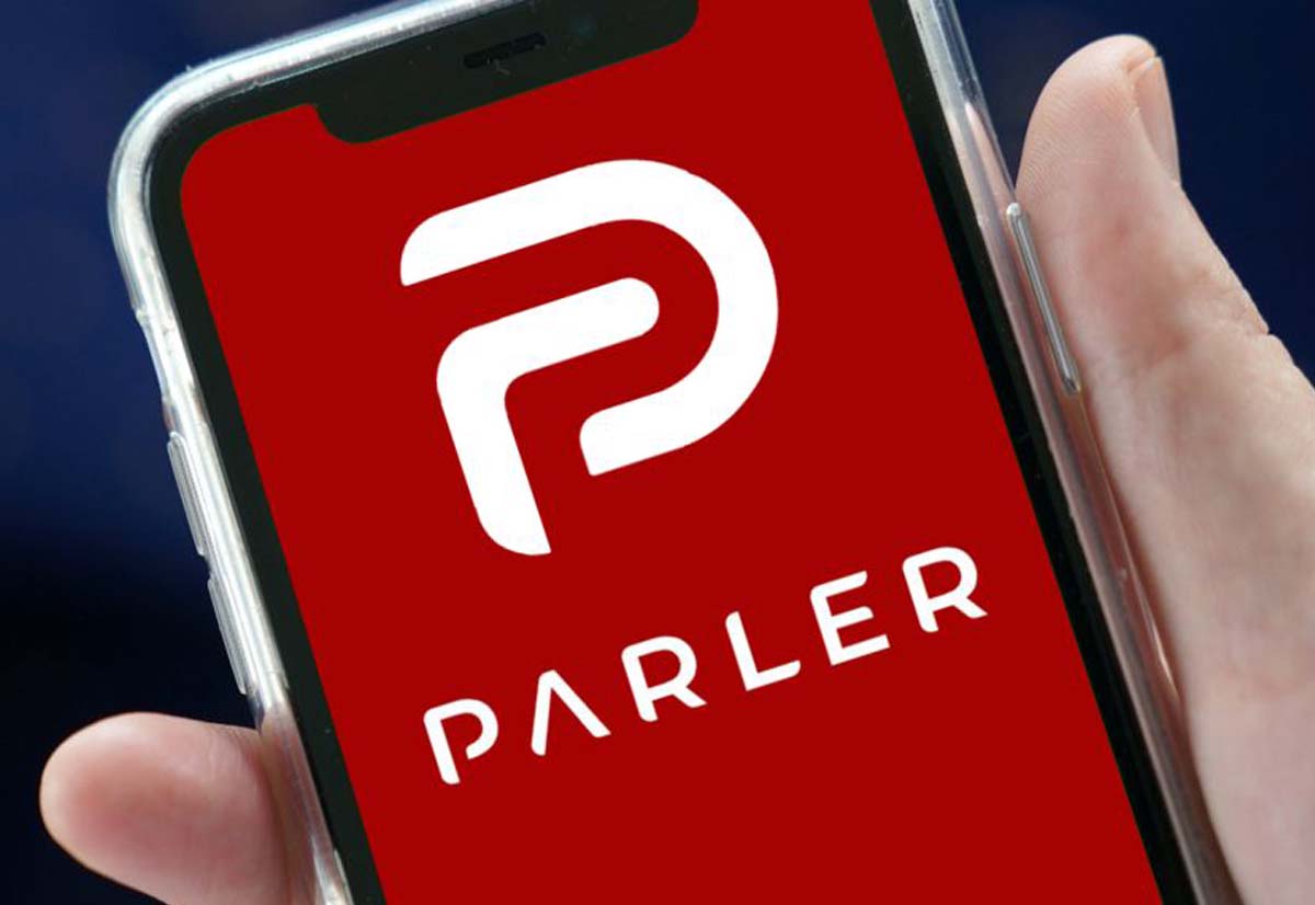 Parler, Apple ha chiesto modifiche all’app-social che piace ai supporter di Trump
