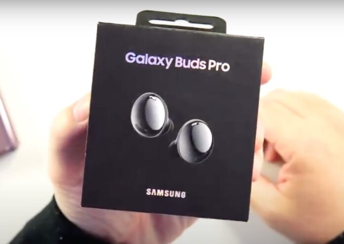 Samsung Galaxy Buds Pro trapelano prima della presentazione