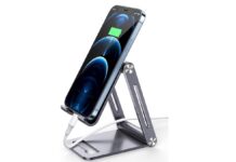 Recensione supporto iPhone Ugreen: quel che serve per Zoom e FaceTime