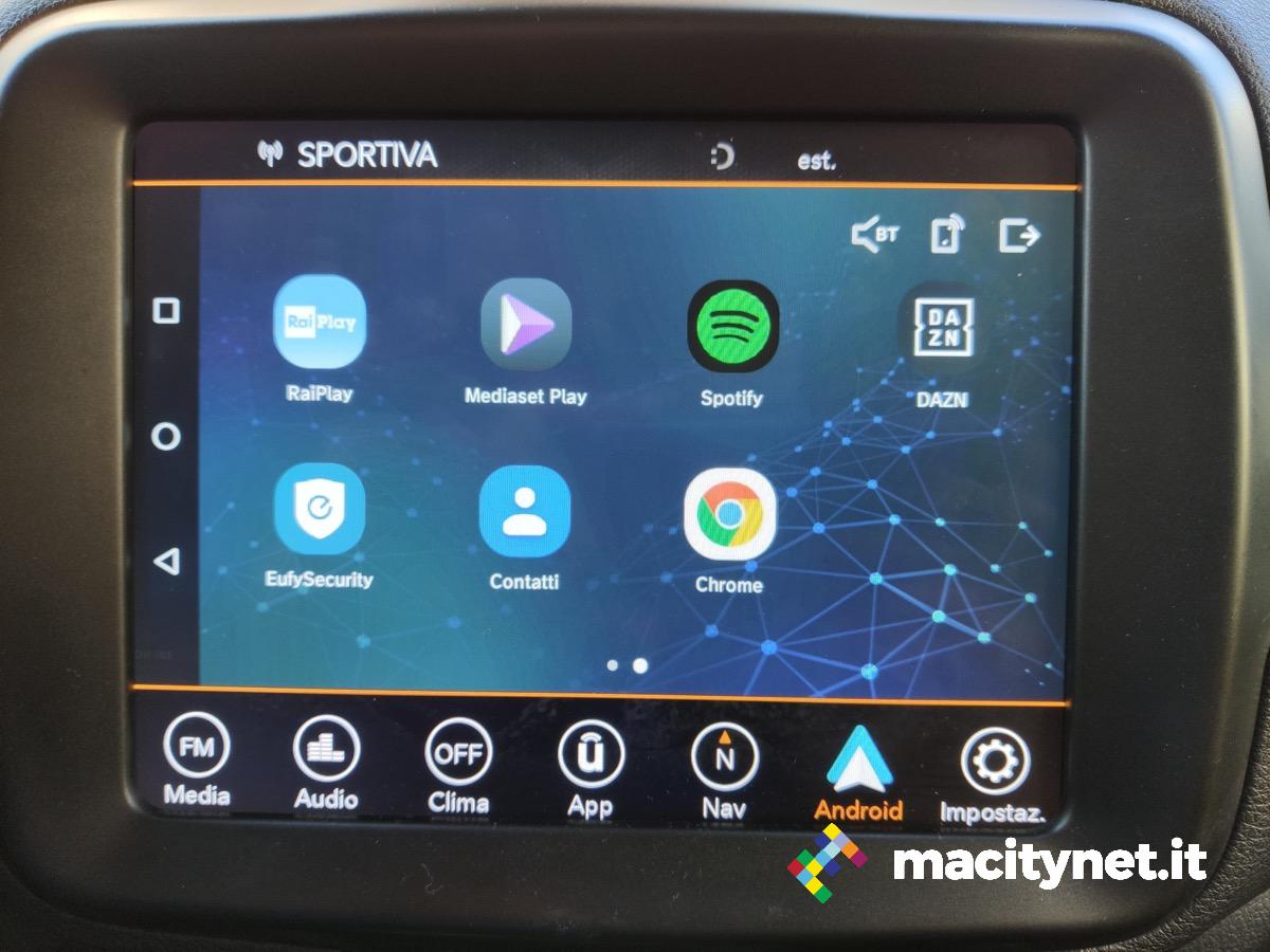 Recensione CarDongle, Android e app Google in auto Recensione CarDongle, Android e app Google in auto