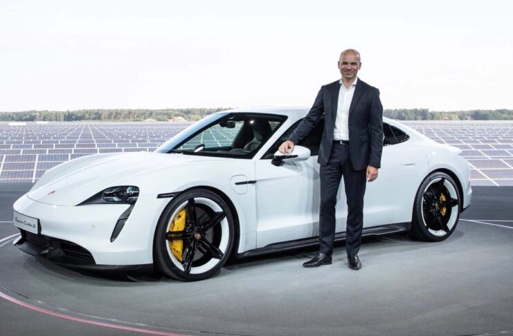 Apple ha assunto Manfred Harrer, ex Chassis Vice President di Porsche