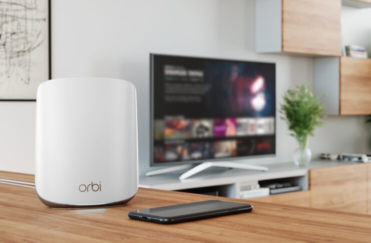 Netgear Orbi RBK353 porta il Wi-Fi 6 mesh in casa e piccole aziende
