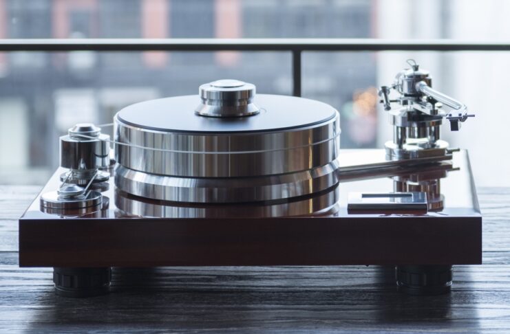 Pro-Ject Signature, i giradischi con audio top e design unico