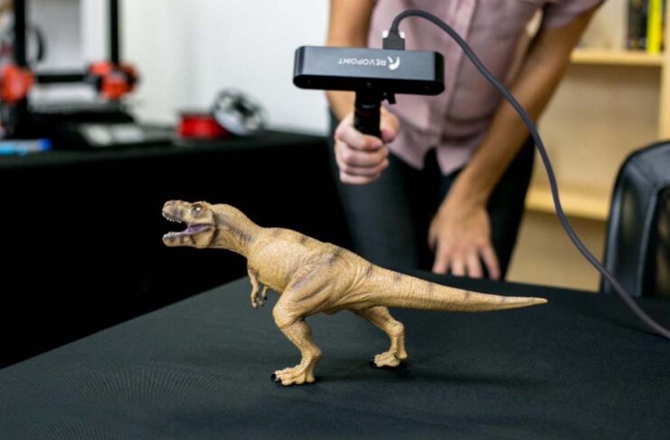 Revopoint POP è uno scanner 3D a basso costo