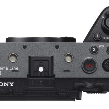 Sony FX3, videocamera Full Frame in 4K per cinema in una mano