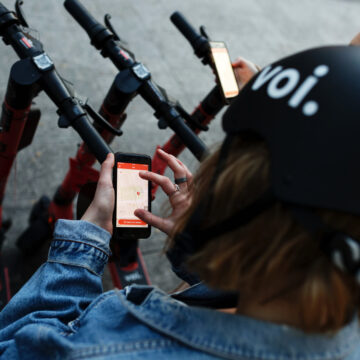 Voi Voiager 4, il monopattino con le frecce che annusa l’aria