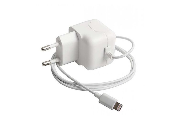 Apple ha fatto rimuovere un milione di dollari di accessori contraffatti da siti di e-commerce