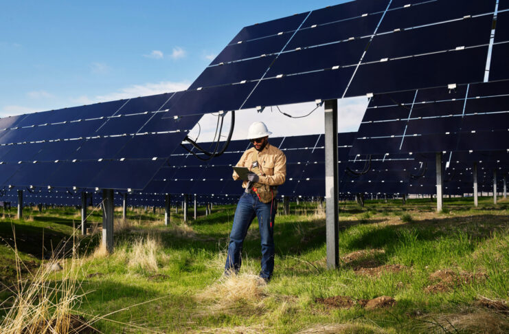 Apple «Oltre 110 fornitori adottano energia rinnovabile al 100%»