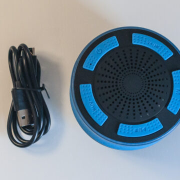 Recensione BassPal altoparlante per doccia, dal bagno al palco di Sanremo è un attimo