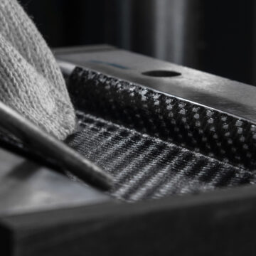 Carbon 1 MKII è il primo terminale al mondo costruito in carbonio