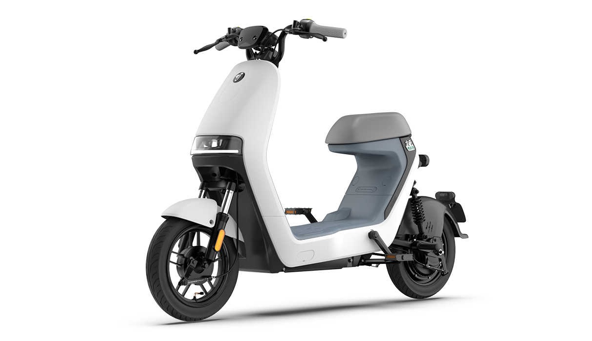 Ninebot A30C, Xiaomi reinventa il Ciao elettrico