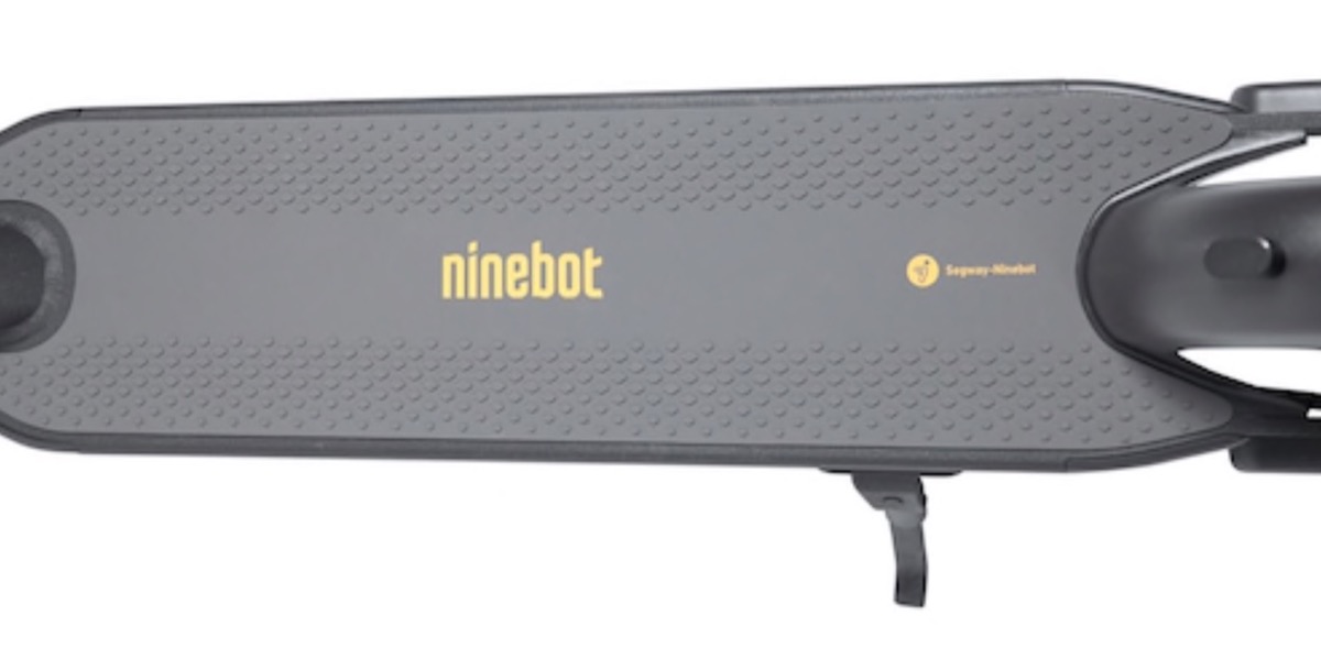 Ninebot MAX G30, monopattino elettrico con lunga autonomia a 611,17 euro con codice