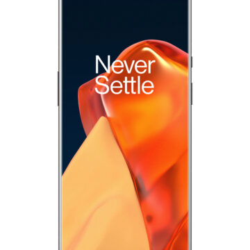 OnePlus 9 brillano per fotografia Hasselblad, display e ricarica