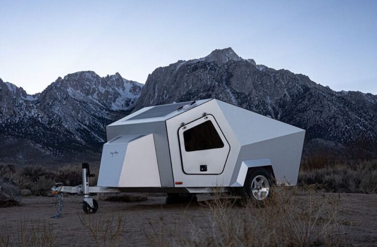 Polydrop è la roulotte per auto elettriche che sembra un Cybertruck