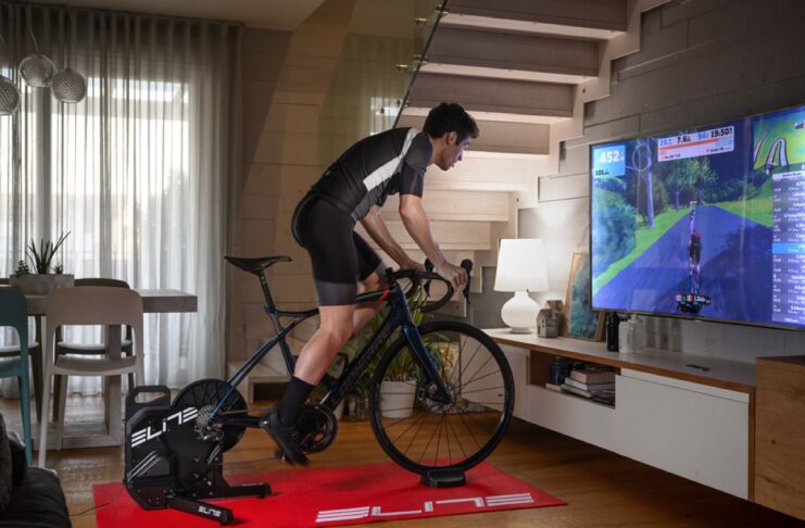 I migliori rulli smart per bici in vendita su Amazon