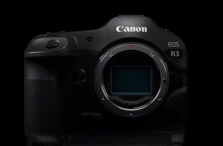 Canon prepara a EOS R3: la mirrorless professionale ultra-reattiva