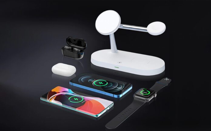 La dock di ricarica 5 in 1 con stand magnetico e potenza 15W in offerta a 27 euro