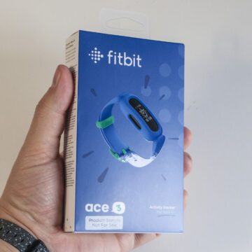 Recensione Fitbit Ace 3, non si è mai troppo piccoli per sentirsi grandi
