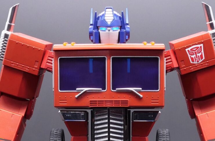 Hasbro Optimus Prime è il sogno dei bambini di ogni età