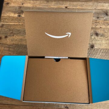 Unboxing e prime impressioni Amazon Alexa Echo Show terza generazione da 10″