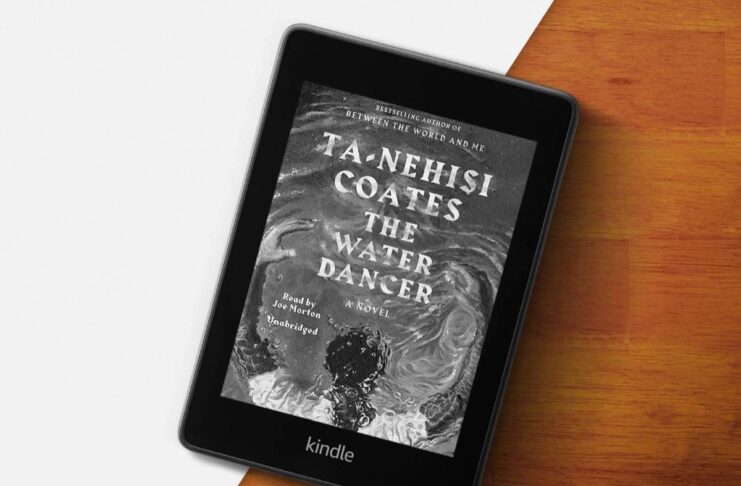 kindle arriva copertina libro in blocco schermo