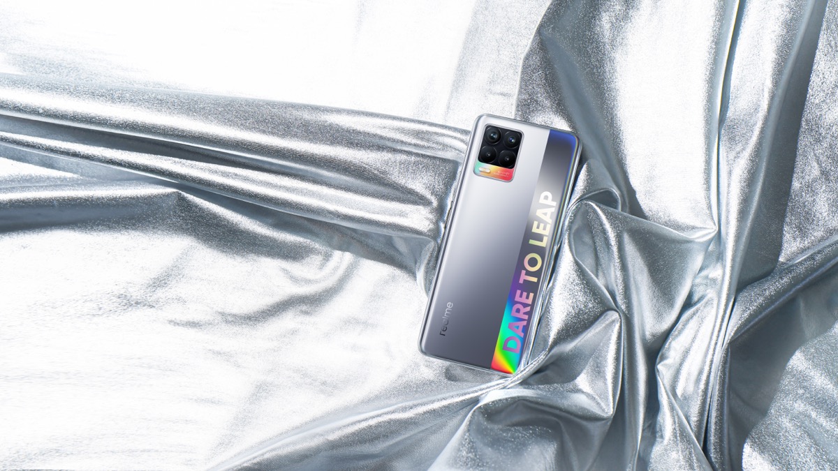 Ecco realme 8 5G e realme 8, i due nuovi smartphone per tutti Ecco realme 8 5G e realme 8, i due nuovi smartphone per tutti