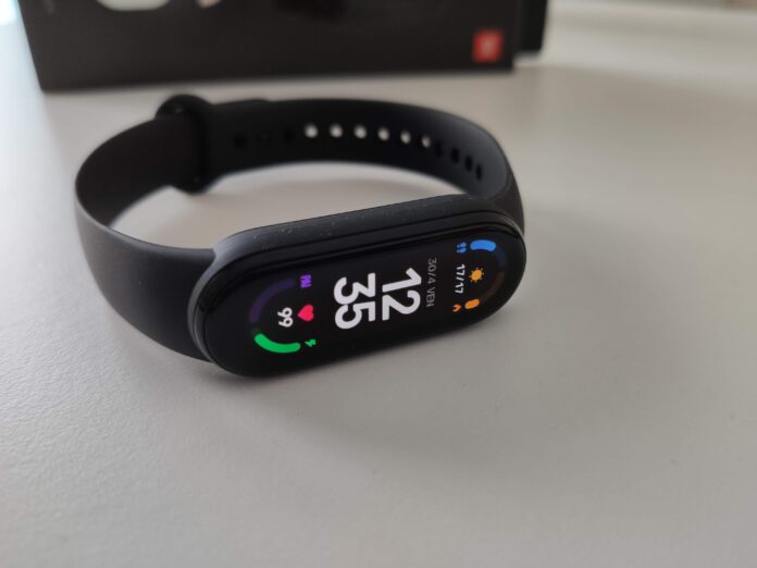 Recensione Mi Band 6, è ancora la regina delle smartband?