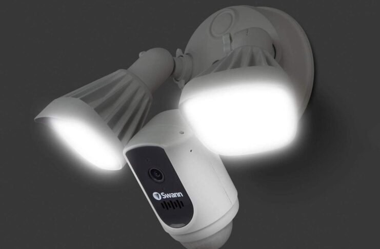 Swan, sistema di sicurezza con faretti SWIFI-FLOCAM2W